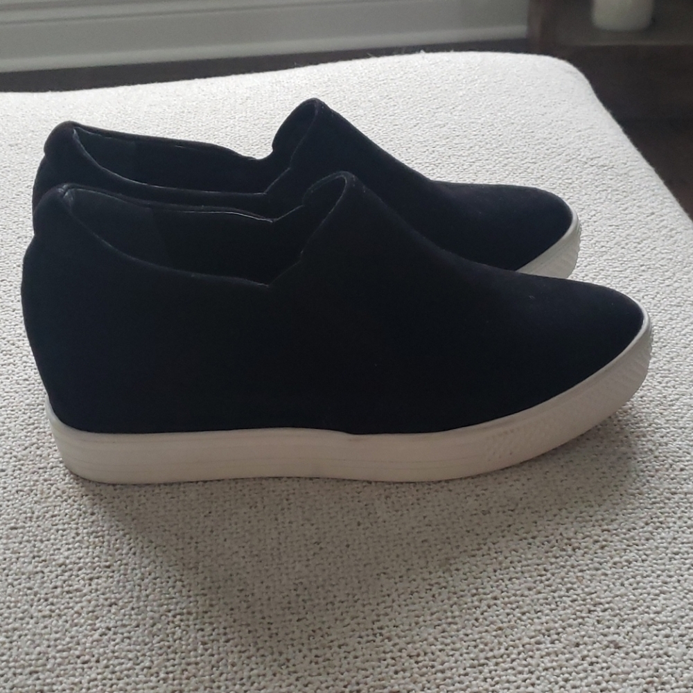 Caslon slip on shoe